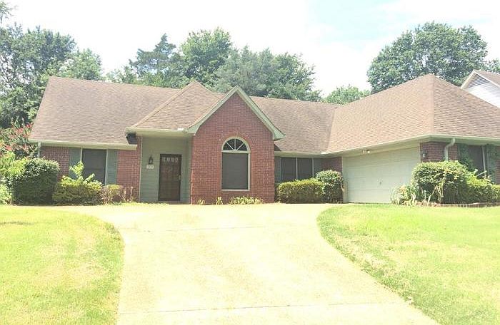 1st image of 1579 Fox Trace Dr