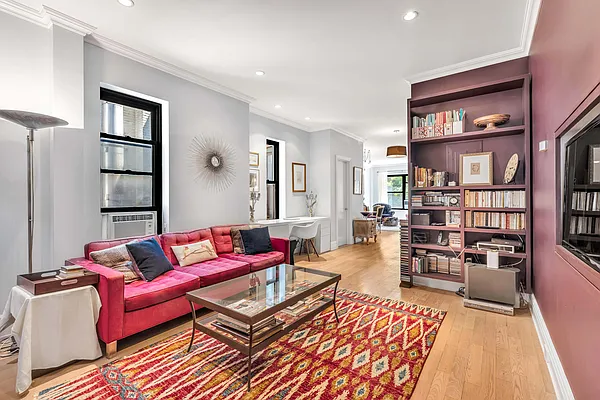 Rented by Sotheby's International Realty | media 5