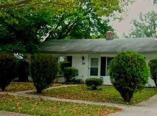 28 Chippendale Cir, Newark, DE 19713