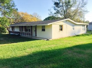 4045 Poinsettia Dr, Mulberry, FL 33860