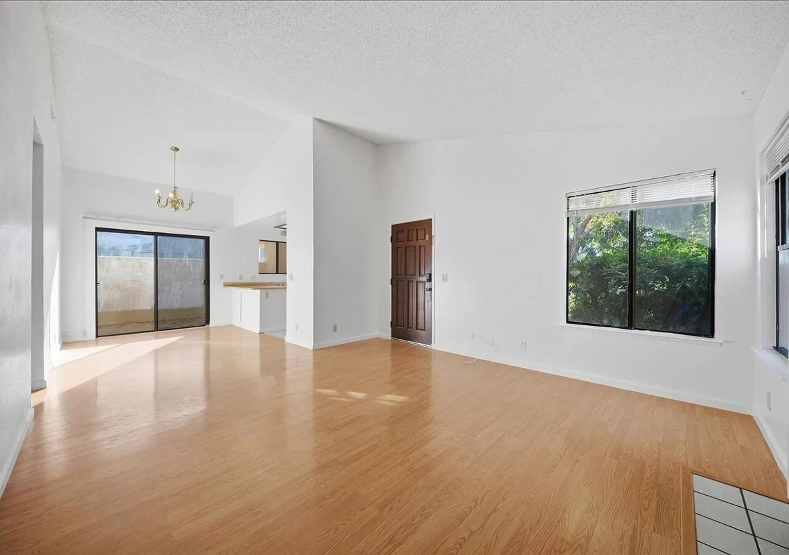 27 Estuary Ct — Photo 4