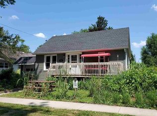 904 Madison St, Oregon, IL 61061