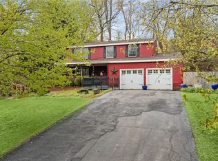 1219 Lakevue Dr, Butler, PA 16002