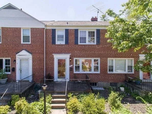 5 Winthrop Ct, Towson, MD 21204