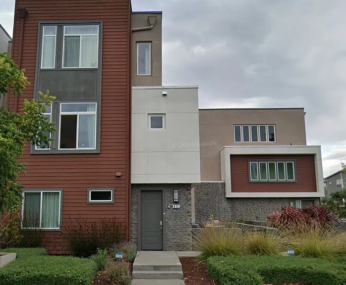411 Toyama Dr — Photo 1