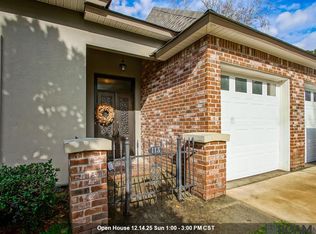 113 La Maison Belle Dr, Denham Springs, LA 70726
