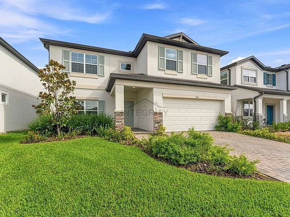2nd image of 9464 Crescent Ray Dr