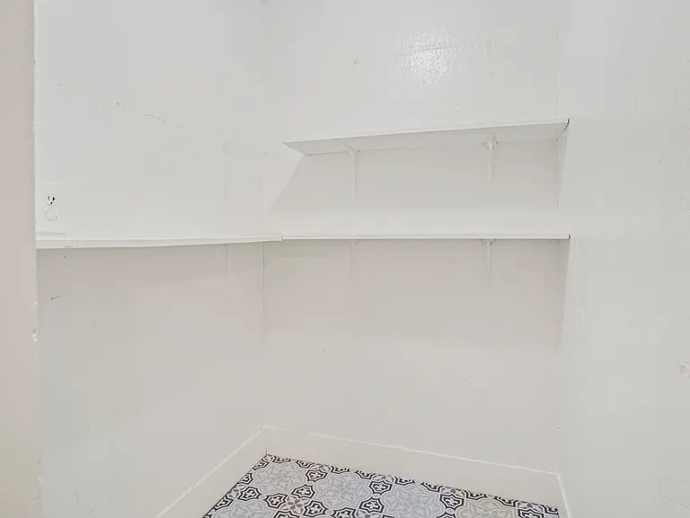 10 Redfield St #2 — Photo 10