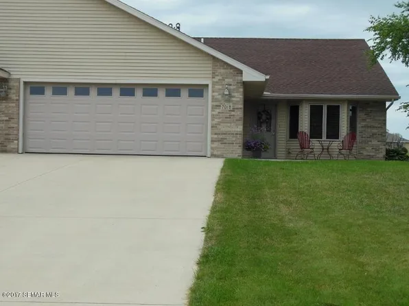 701B Simplicity Dr, Ellendale, MN 56026