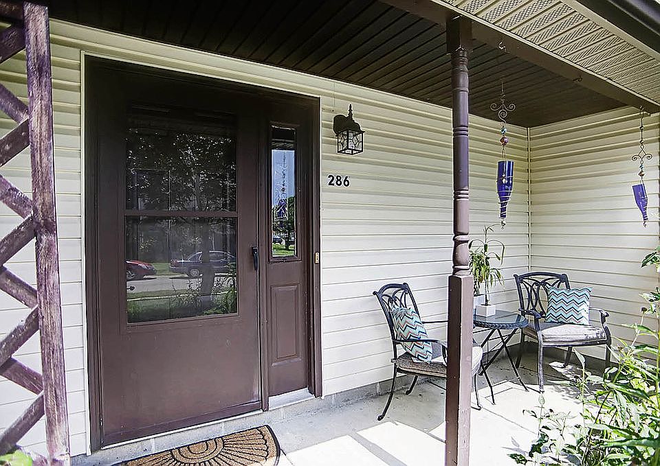2nd image of 286 Fairview Ct