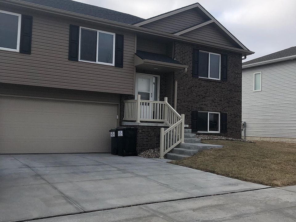 1st image of 7809 Yankee Woods Dr