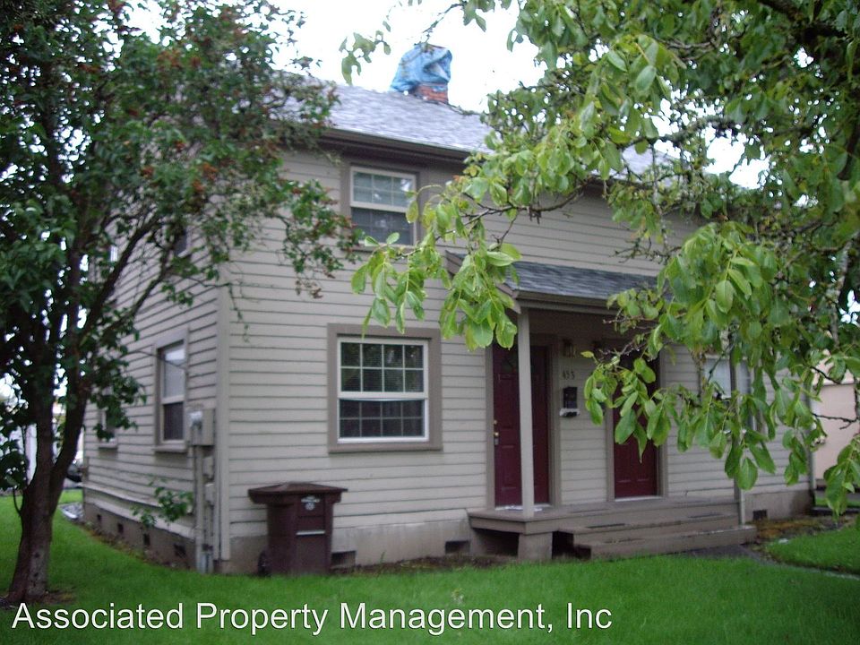 1st image of 453 SE Washington St