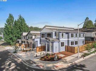 2403 NW 1st Dr, Gresham, OR 97030