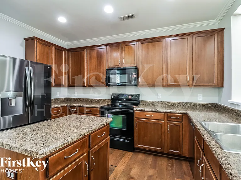 10118 Green Grass Rd — Photo 9