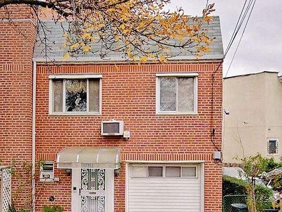 4th image of 57-35 Seabury St #1