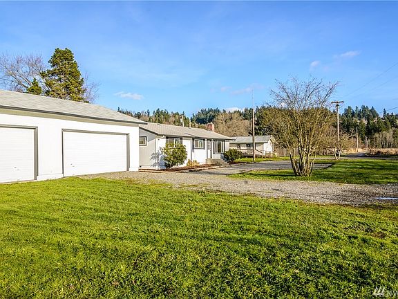 4th image of 9317 44th Street Ct E