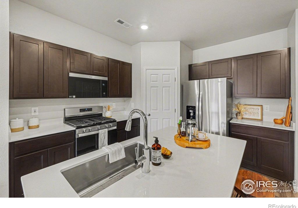 1600 Riverplace Drive #3