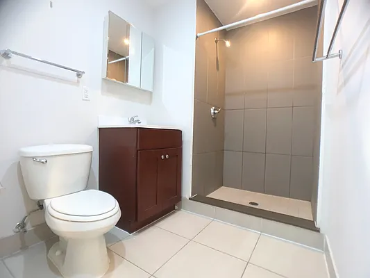 Rented by Bohemia Realty Group | media 25