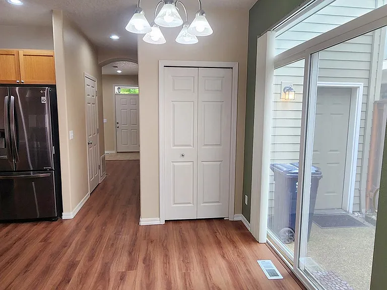 20781 SW Skiver St — Photo 7