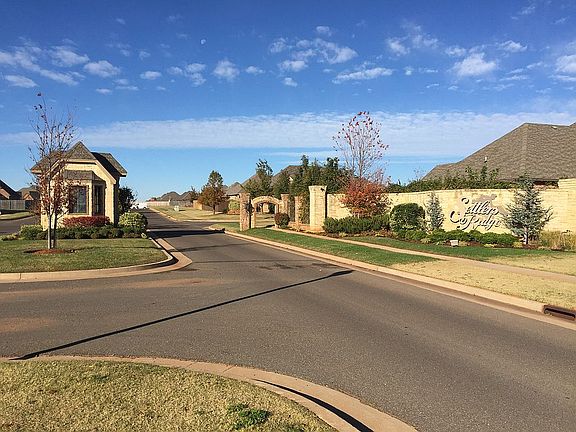 3rd image of 333 John Wedman Blvd