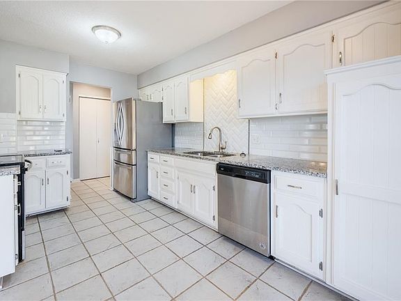 5th image of 7801 N Garfield Ave