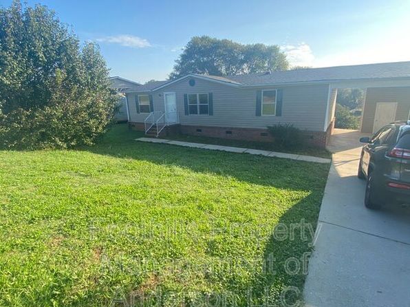 107 Lauren Flynn Dr