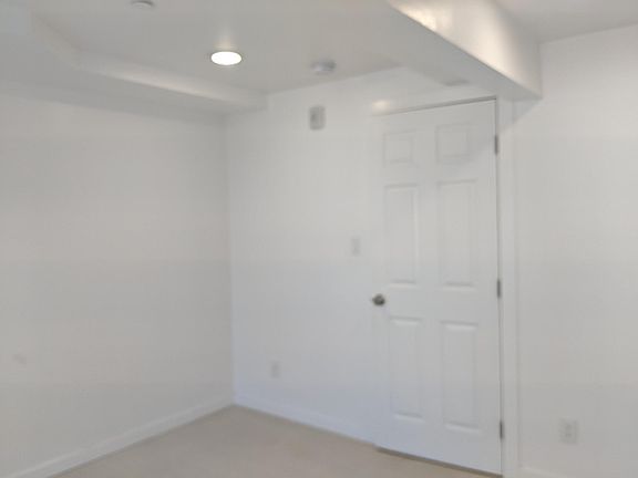 3rd image of 156 Missouri St #6