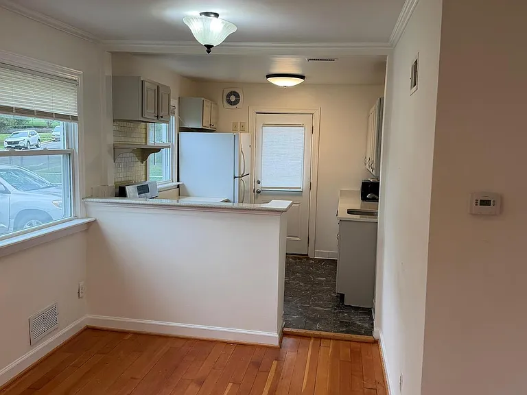 5608 Tremont Dr — Photo 2