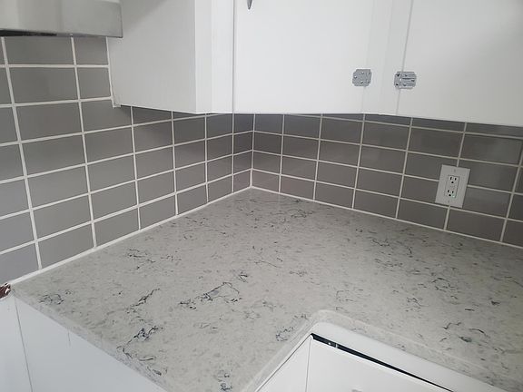 4th image of 18 W Main St #1