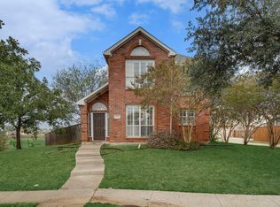1372 Mae Dr, Carrollton, TX 75007