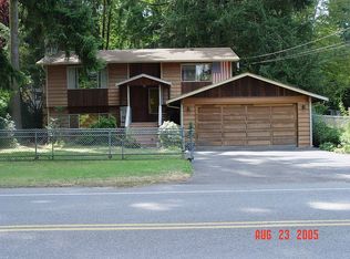 18061 25th Ave NE, Seattle, WA 98155
