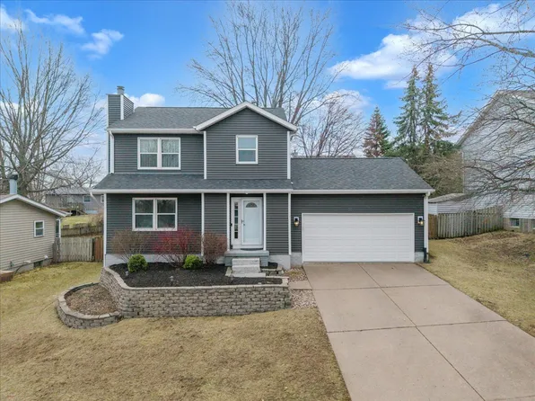 729 W 59th St, Davenport, IA 52806