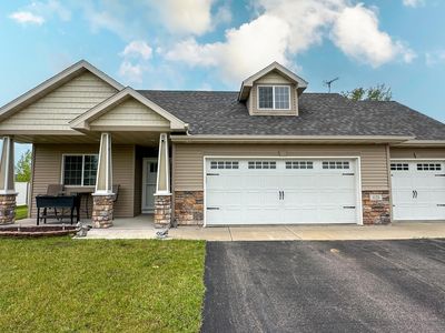 1121 Golf Ct, Foley, MN, 56329