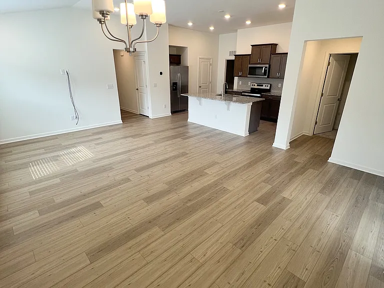1500 Underbrush Dr — Photo 4