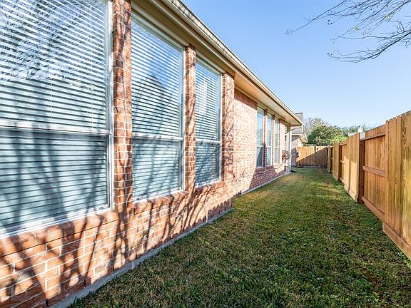 5th image of 25115 Derbybrook Ct