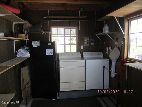 4th image of 8278 Lake Shore Dr