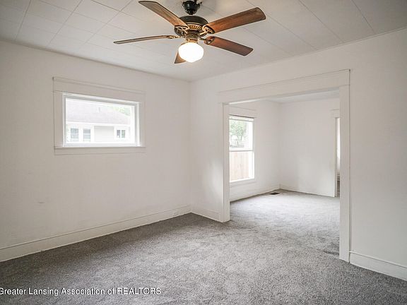3rd image of 1706 Maplewood Ave