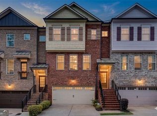9005 Woodland Trl, Alpharetta, GA 30009