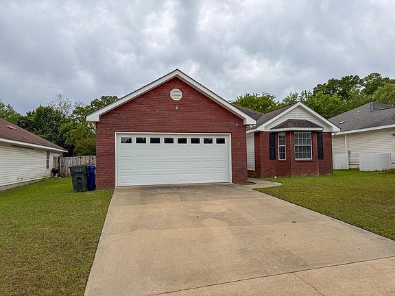 2nd image of 210 Melrose Dr