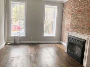 20 7th Ave S #3B, New York, NY 10014