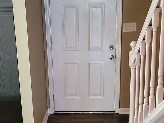 2nd image of 1658 Jameson Dr