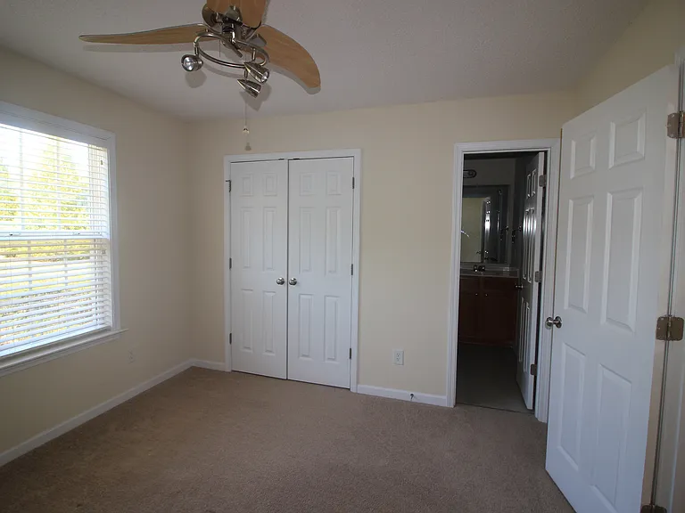 Third bedroom facing the bathroom that shared with the second bedroom