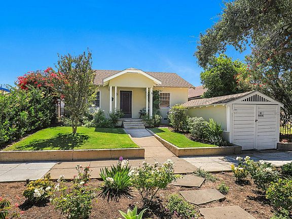 2nd image of 1318 N Sierra Bonita Ave