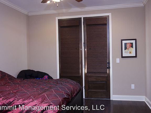 5th image of 110 Tanglewood Dr