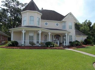 617 Normandy St, Nine Mile Pt, LA 70094