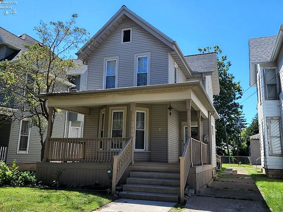 2nd image of 815 Central Ave
