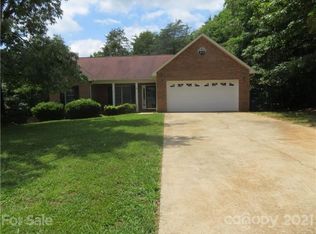 78 44th Avenue Pl NE, Hickory, NC 28601