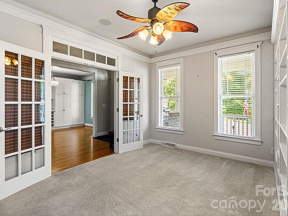5th image of 6008 Langham Ct