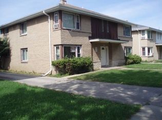 5953 N 63rd St APT 1, Milwaukee, WI 53218