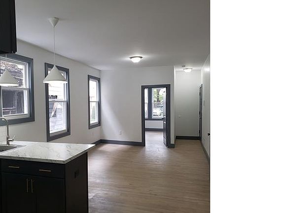 2nd image of 226-228 Alexander St #1